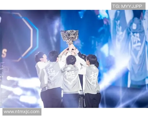 电竞数据聚焦和平精英IG技术话题探讨游戏优化与玩家体验提升的创新方案